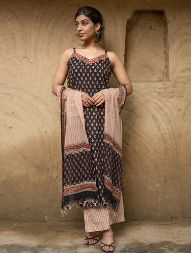 The Work Edit. Bagru Hand Block Printed Cotton Full Kurta Set - Black Florets (3 pc set)