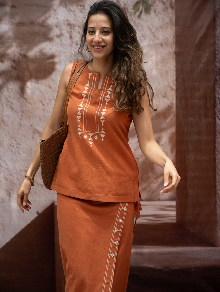 The Work Edit. Handwoven Kashida Pattu Cotton Wrap Skirt & Top Set -Terracotta Wrap (Set of 2)