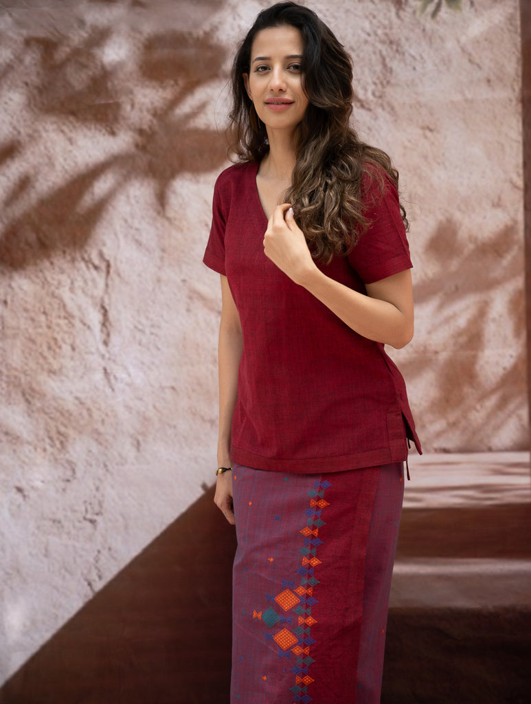 The Work Edit. Handwoven Kashida Pattu Cotton Wrap Skirt & Top Set - Aztec in Rust (Set of 2)