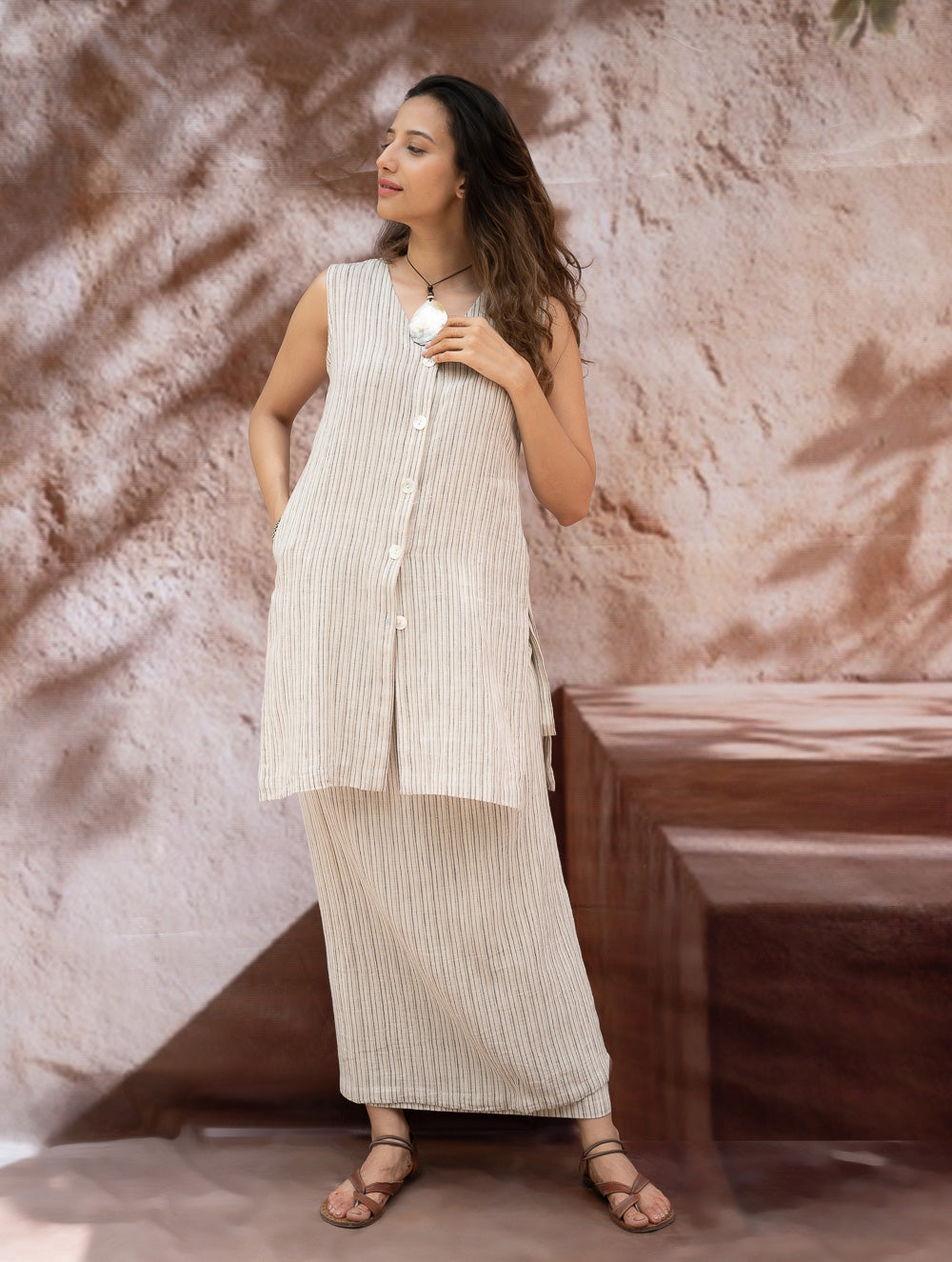 Load image into Gallery viewer, The Work Edit. Organic Handwoven Kala Cotton Wrap Set - Beige Stripes (Set of Two)