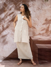 Load image into Gallery viewer, The Work Edit. Organic Handwoven Kala Cotton Wrap Set - Beige Stripes (Set of Two)