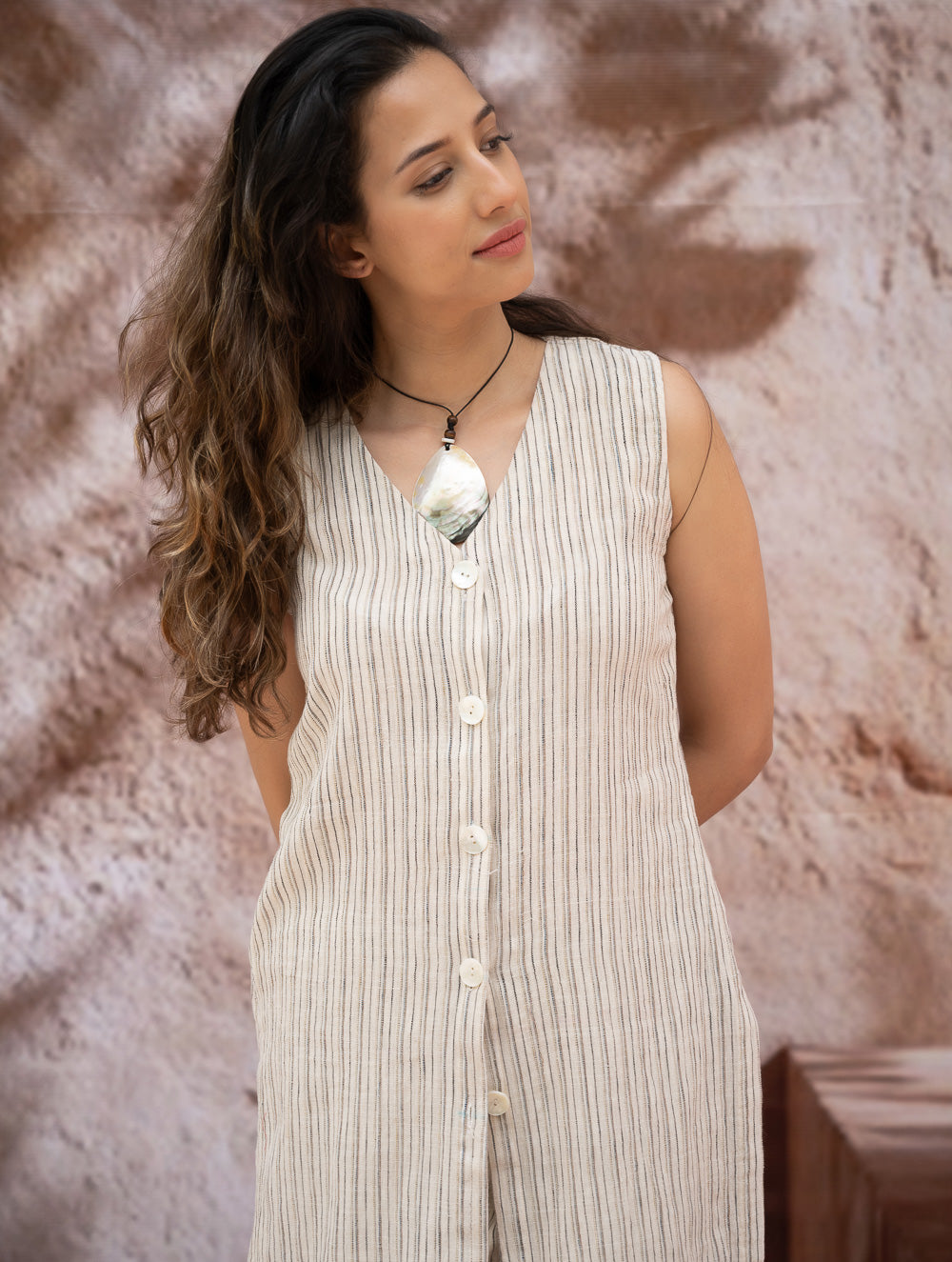 Load image into Gallery viewer, The Work Edit. Organic Handwoven Kala Cotton Wrap Set - Beige Stripes (Set of Two)