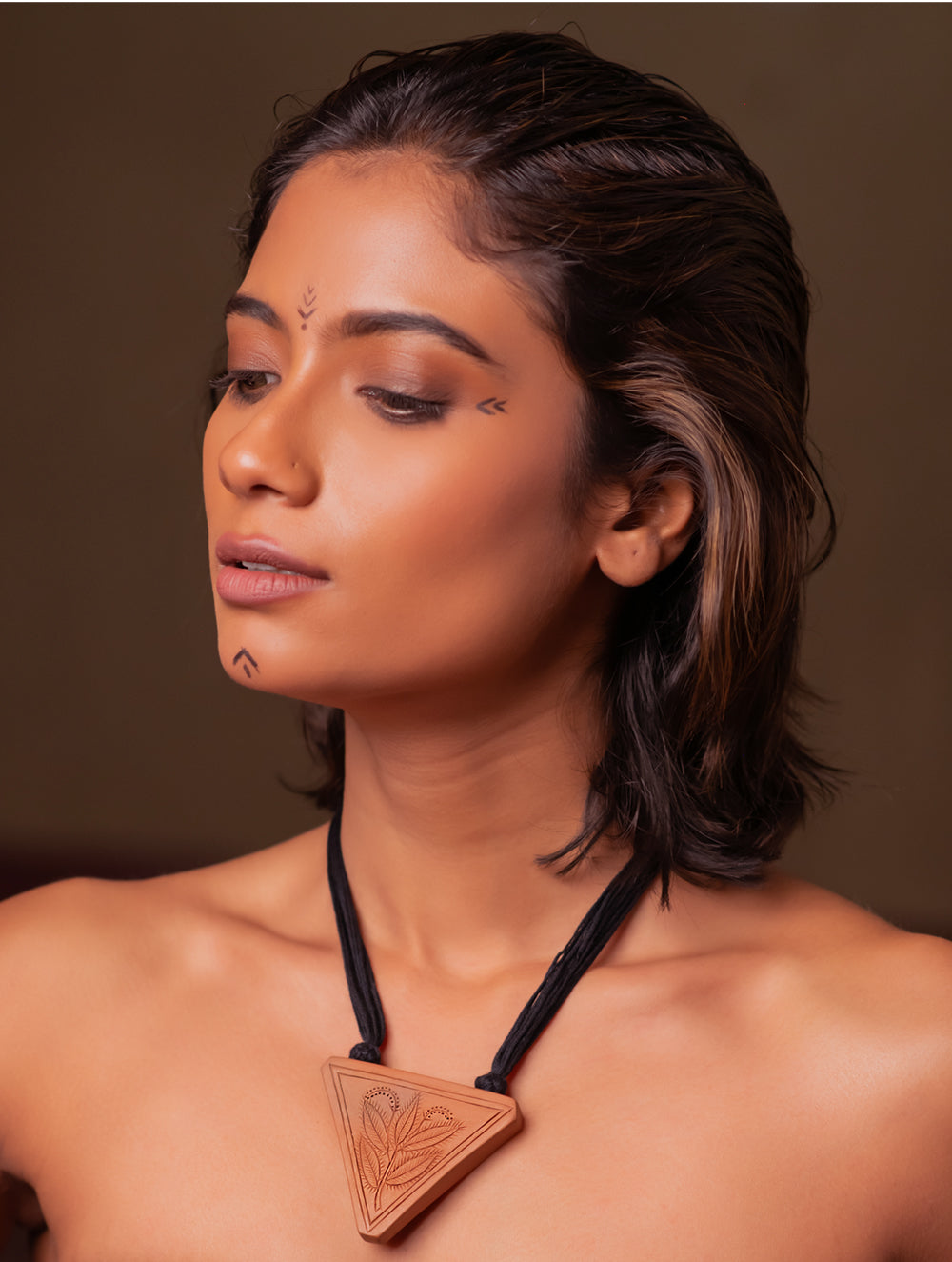 Verdant Embrace Necklace 