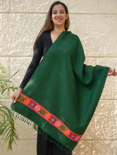 Load image into Gallery viewer, Warm &amp; Cosy Signature Kinnauri Stole - Moss Grove
