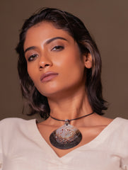 Whispering Bloom Necklace