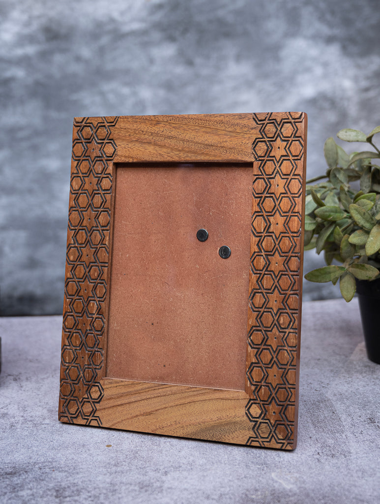 Wood Engraved Abstract Pattern Photo Frame