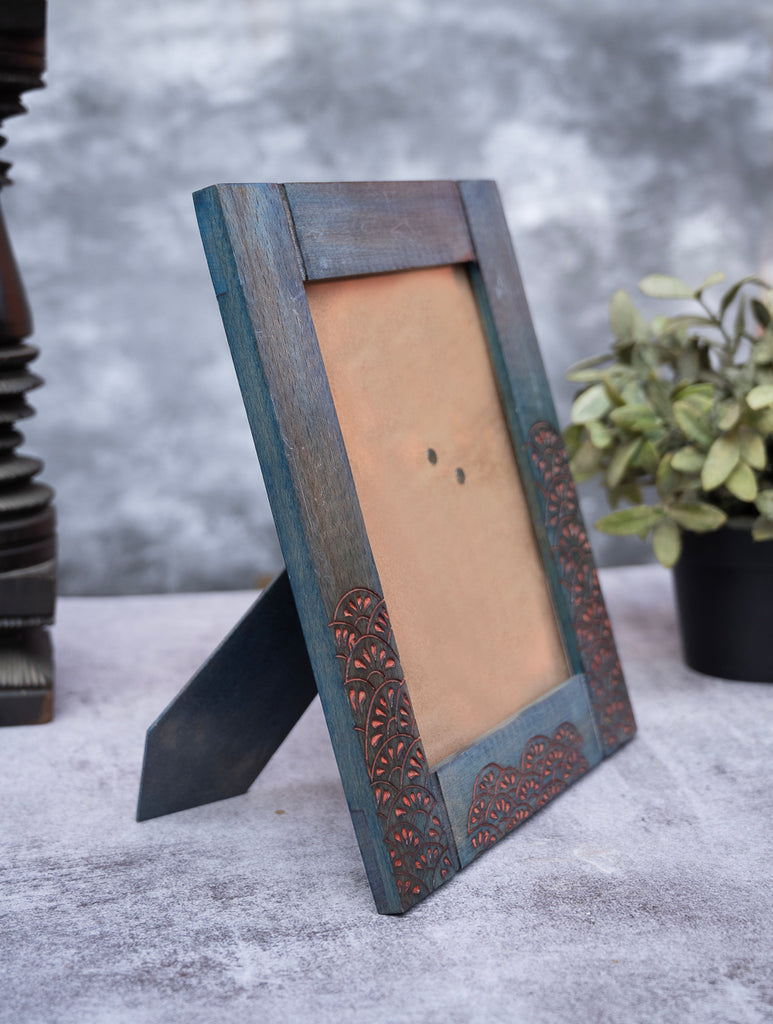 Wood Engraved Abstract Pattern Photo Frame