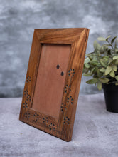 Load image into Gallery viewer, Wood Engraved Floral Photo Frame