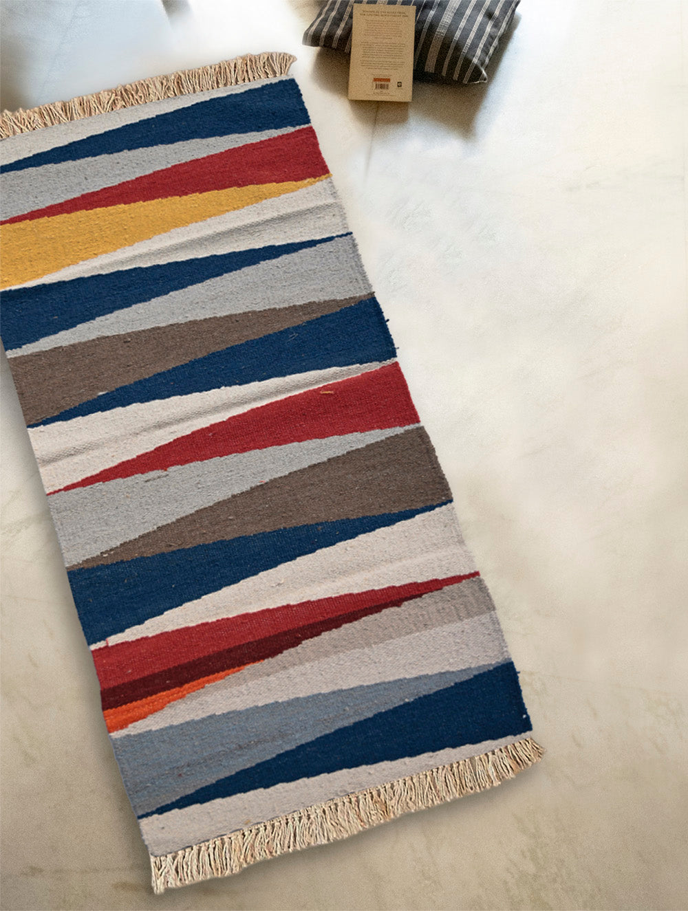 Exclusive Handmade Wool & Cotton Mirzapur Dhurrie Rug  - Prism Peaks (6ft x 2ft)