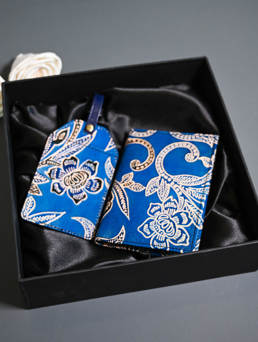 The Traveller’s Collection: Embossed Leather Travel Set - Blue Flowers (Set of 2)