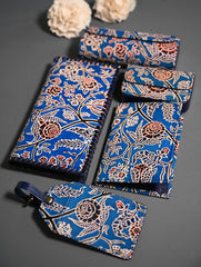 The Traveller’s Collection: Embossed Leather Executive Travel Gift Set - Azure Garden (Set of 5)
