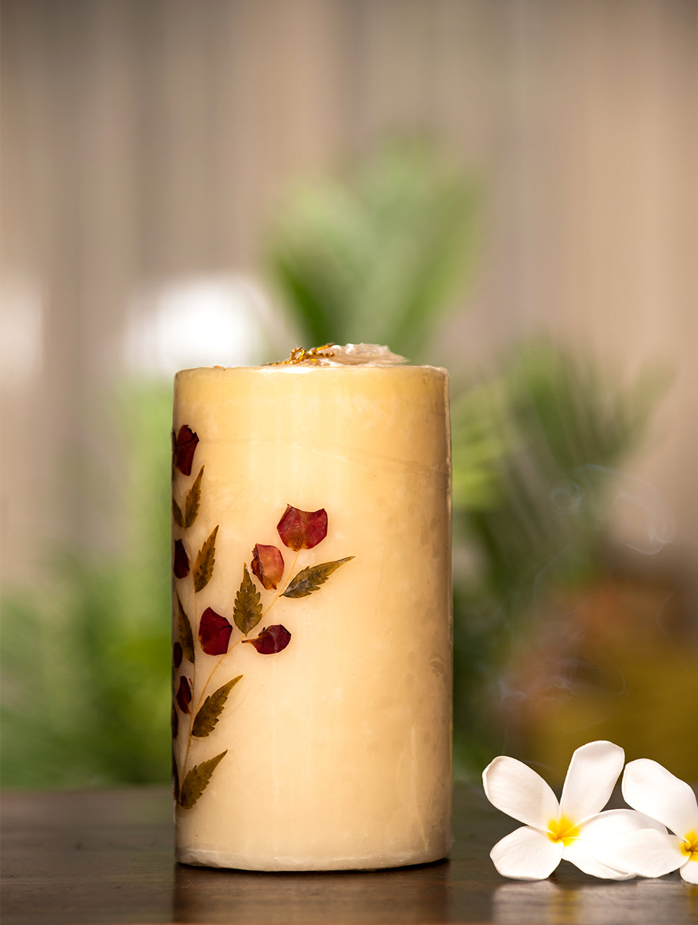 Load image into Gallery viewer, Aromatic Puducherry Wax Pillar Candle - (Large) Rose