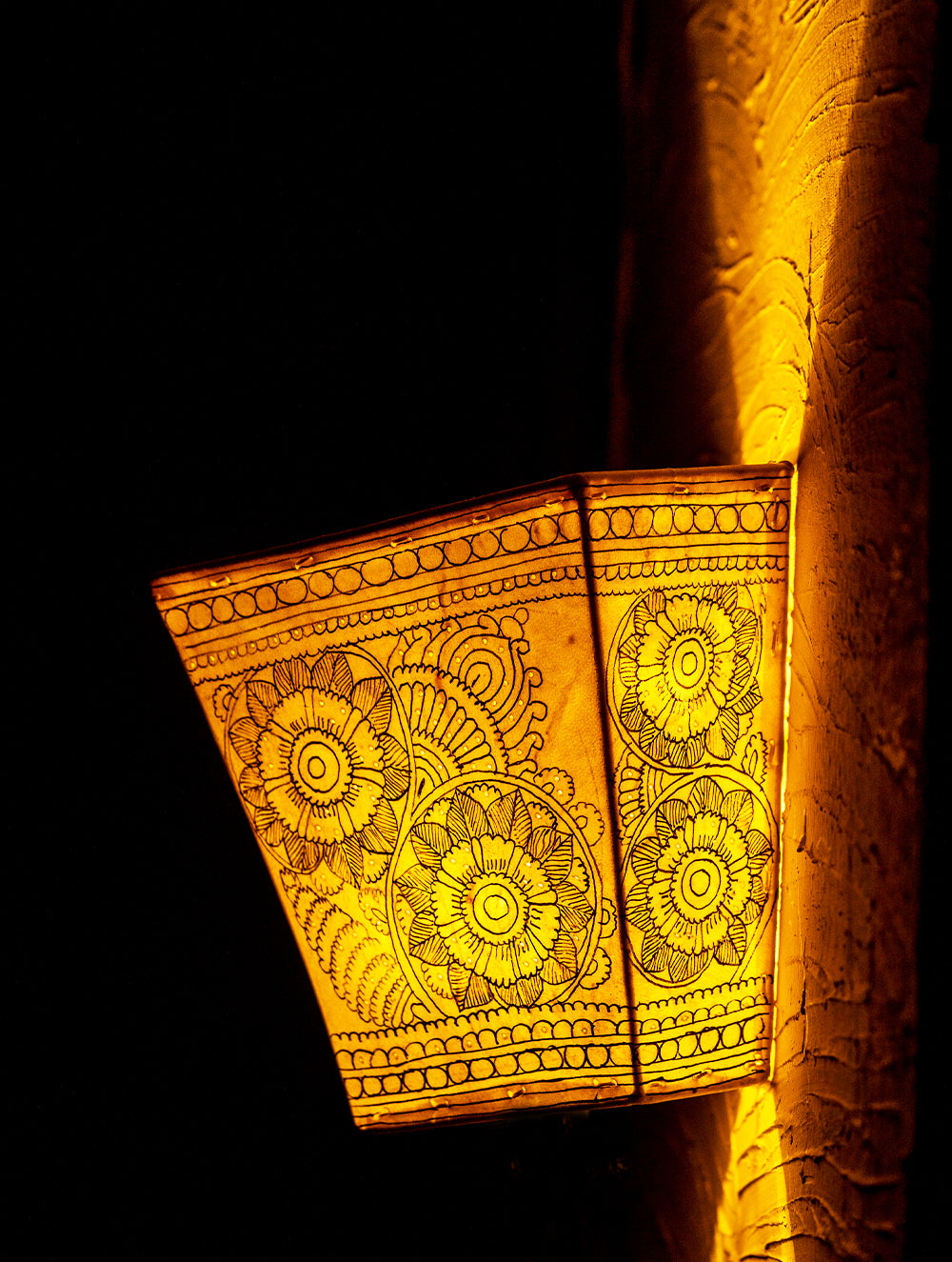 Andhra Leather Craft - Wall Lamp Shade