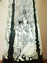 Load image into Gallery viewer, Andhra Leather Craft Black Lamp Shade - Krishna &amp; Radha