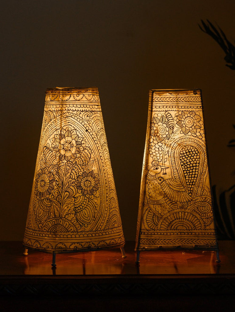 Andhra Leather Craft Lamp Shade, Medium (13"x 8"/ Set of 2) - Black Fauna