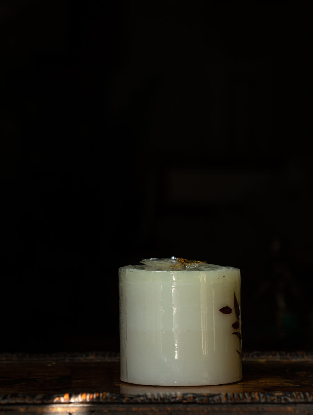 Load image into Gallery viewer, Aromatic Pondicherry Wax Pillar Candle - Lavender - The India Craft House 