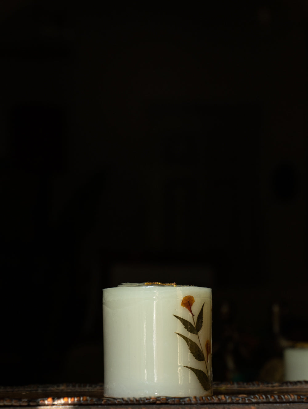 Load image into Gallery viewer, Aromatic Pondicherry Wax Pillar Candle - Lily - The India Craft House 