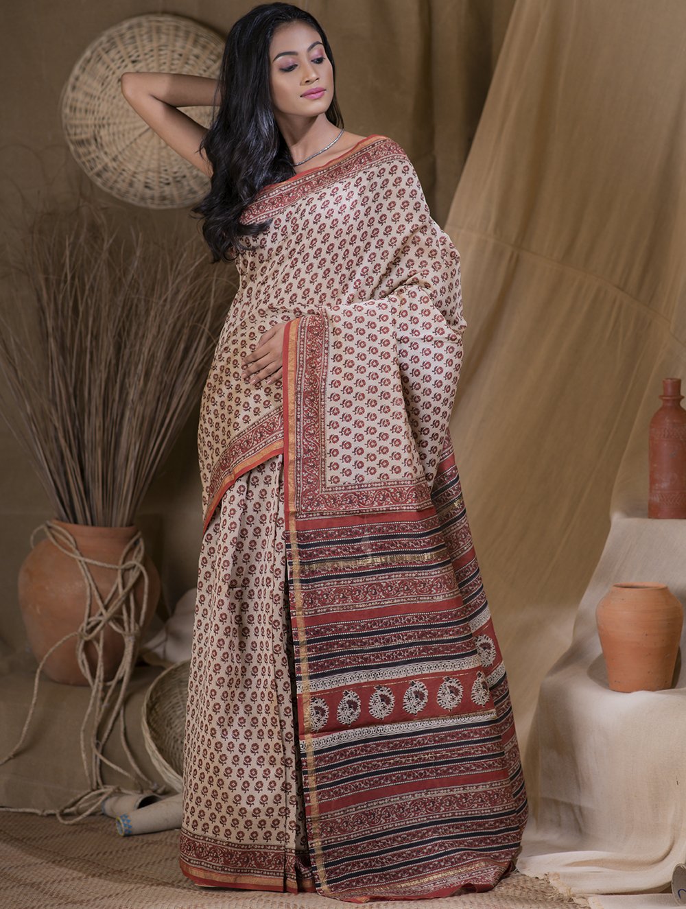 Load image into Gallery viewer, Bagru Block Printed Chanderi Saree - Fleurs (With Blouse Piece)