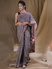 Load image into Gallery viewer, Bagru Block Printed Mul Cotton Saree - Black, White &amp; Red