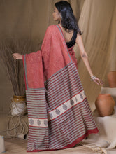 Load image into Gallery viewer, Bagru Block Printed Mul Cotton Saree - Red, Black &amp; Beige