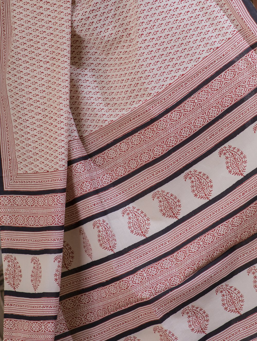 Load image into Gallery viewer, Bagru Block Printed Mul Cotton Saree - Red, White &amp; Black