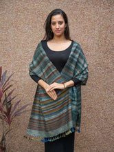Load image into Gallery viewer, Bhujodi Handwoven Pure Wool Stole