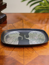 Load image into Gallery viewer, Bidri Craft Tray - Leaves (Small)
