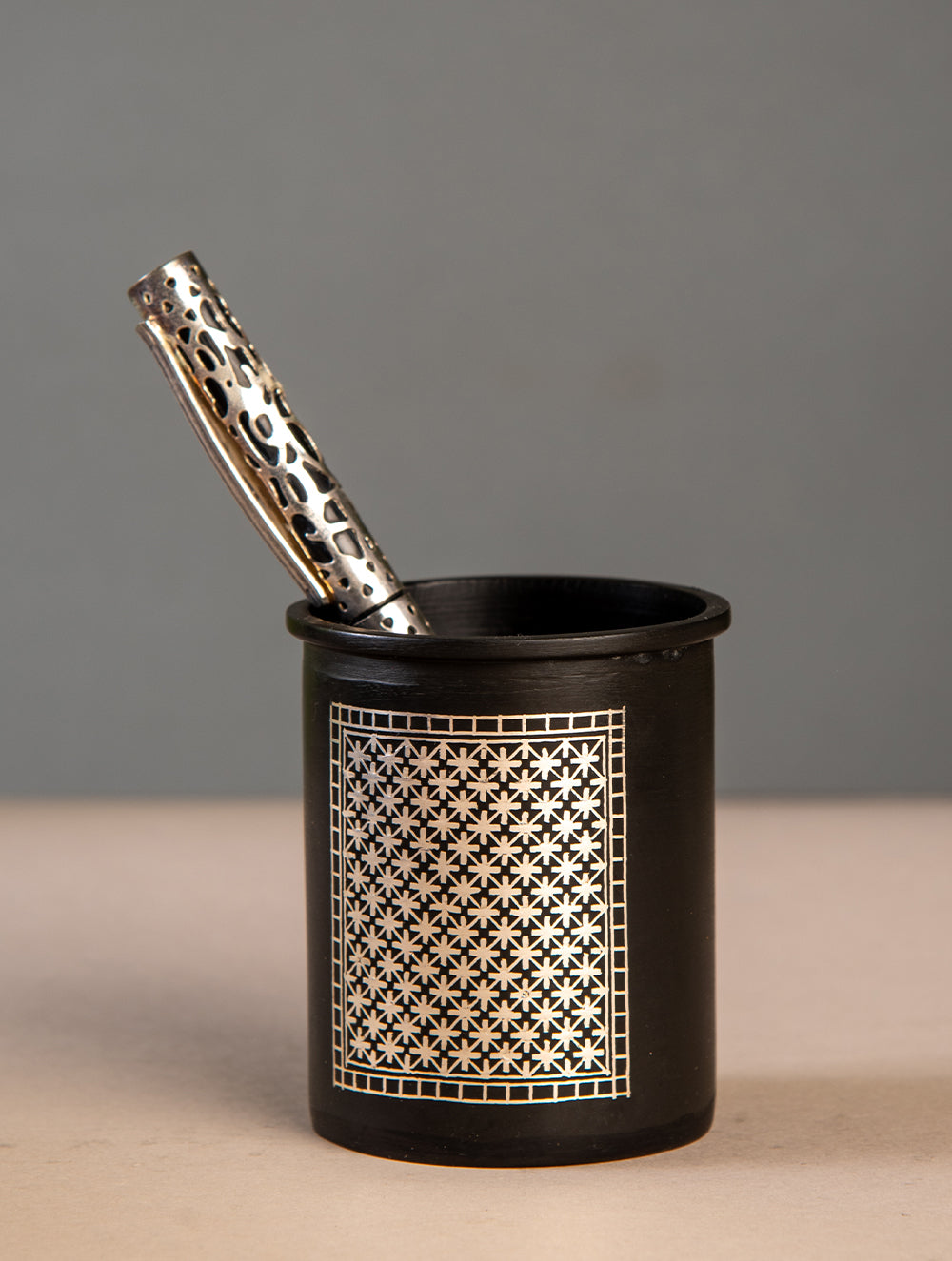 Bidri Craft Curio - Pen Holder 