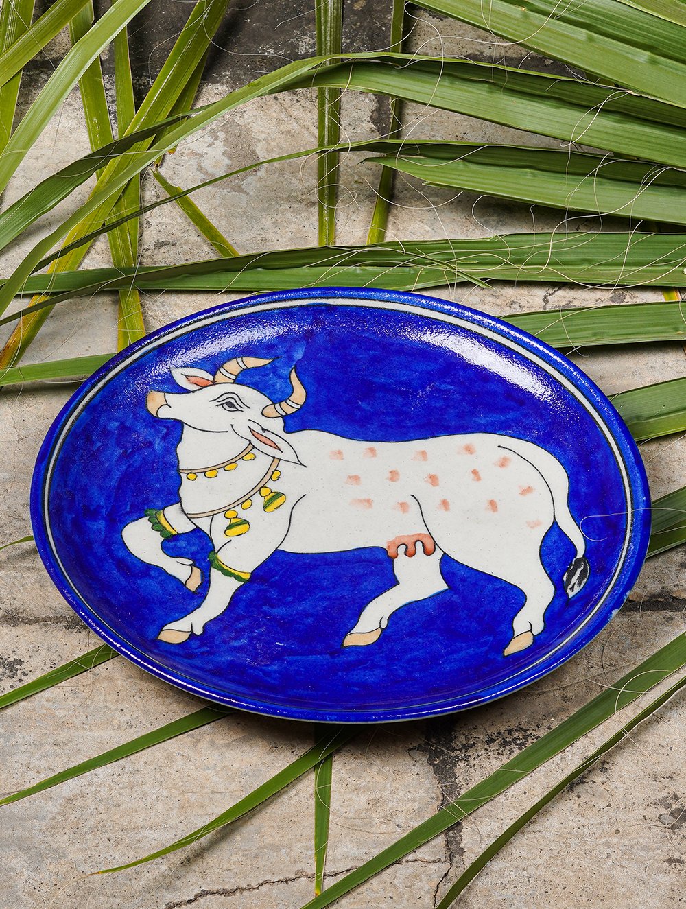 Load image into Gallery viewer, Blue Pottery Decorative Plate in Wooden Box - Cow (Royal Blue; 10&quot;)