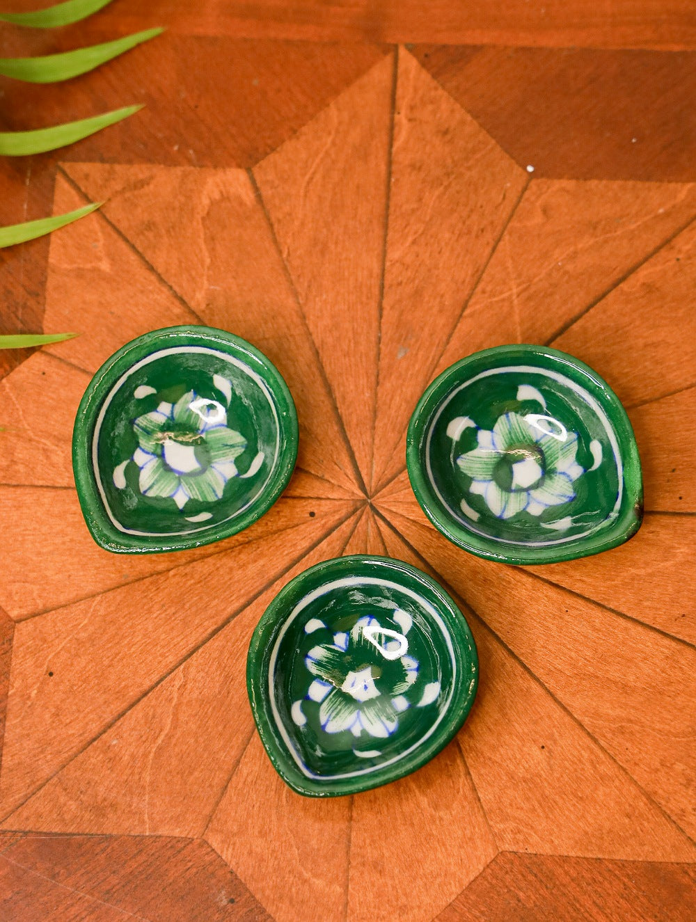 Load image into Gallery viewer, Blue Pottery Diya (Set of 3) - Green