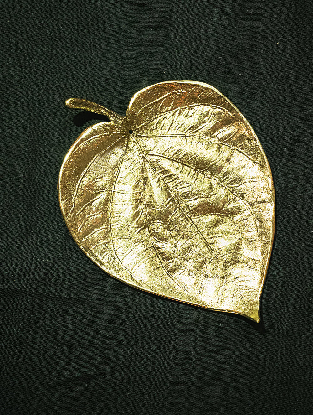 Load image into Gallery viewer, Brass Incense Holder / Curio - The Paan Leaf