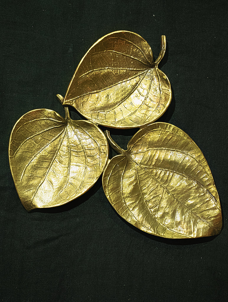 Brass 3 Leaf Platter / Wall Plaque - Paan Leaf - The India Craft House 