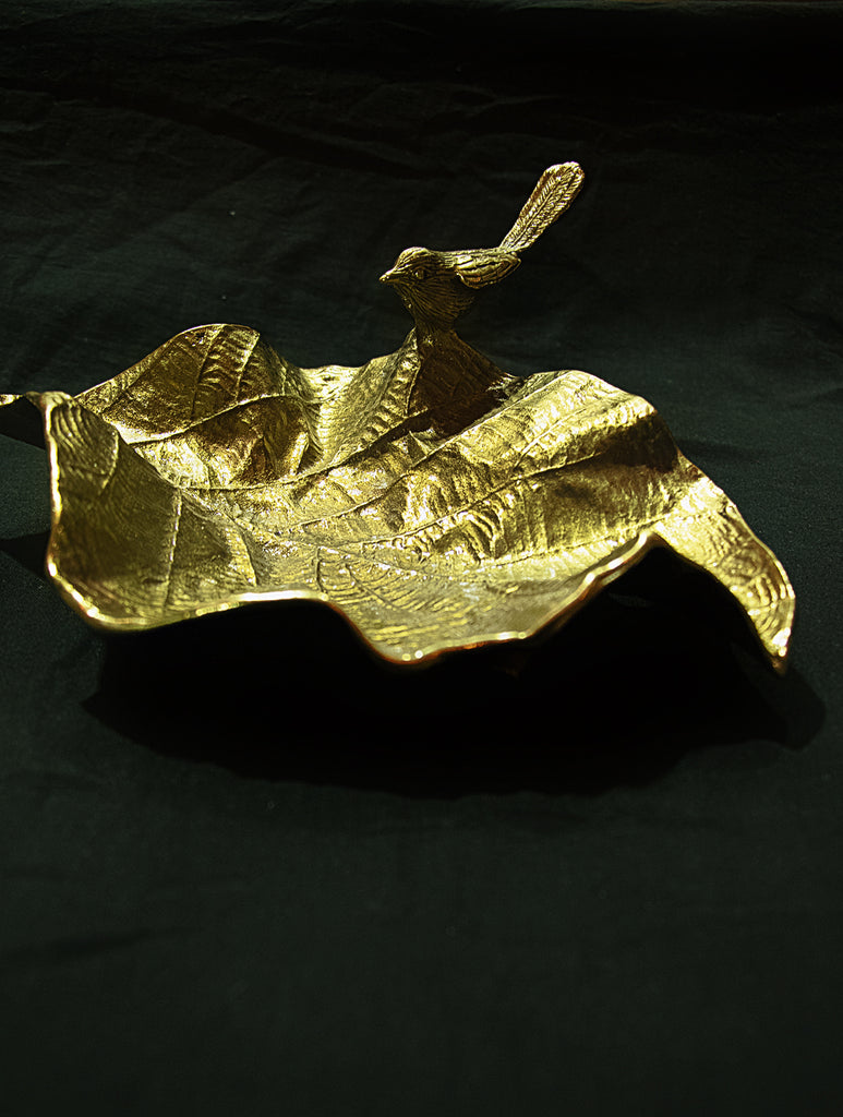Brass Leaf with Bird  Tray / Curio (Medium) - The India Craft House 