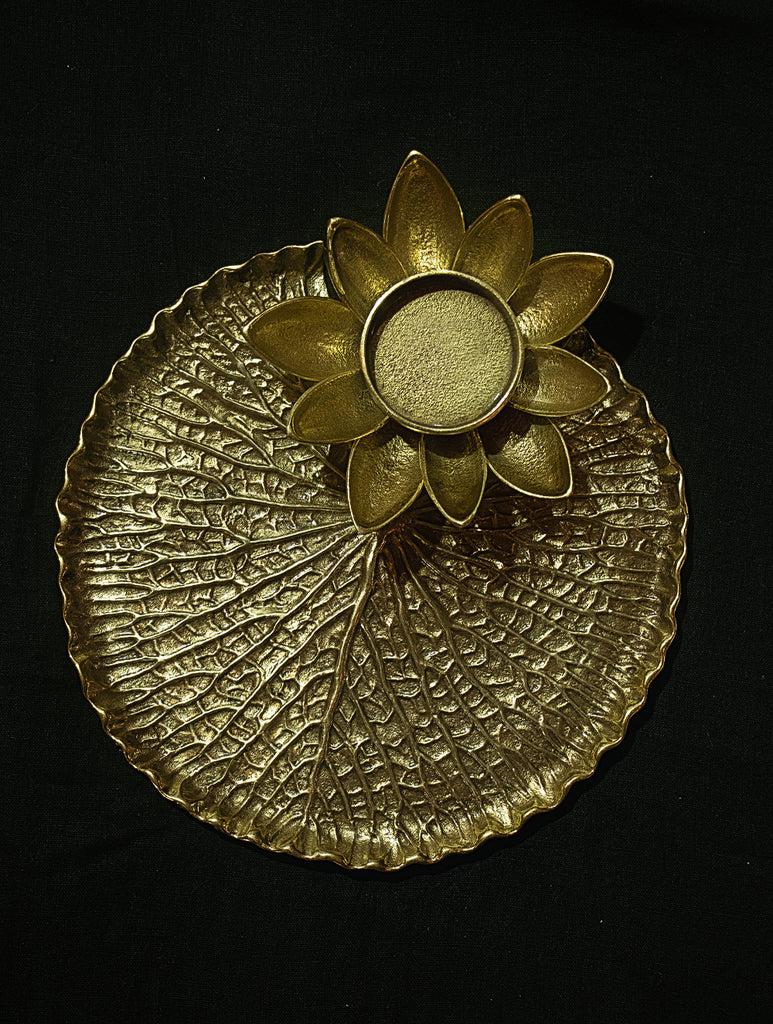 Brass Waterlily Leaf & Flower - Tealight Candle Holder - The India Craft House 