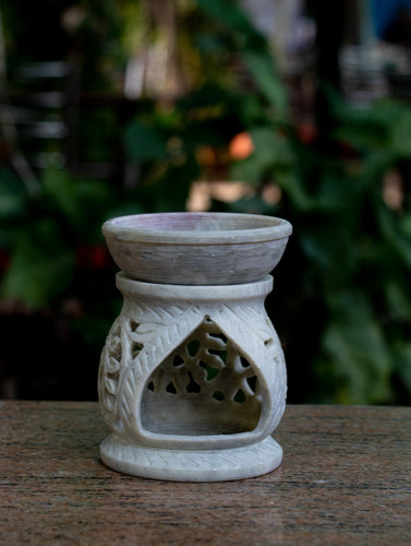 Carved Filigree Stone Aroma Oil Diffuser Lamp