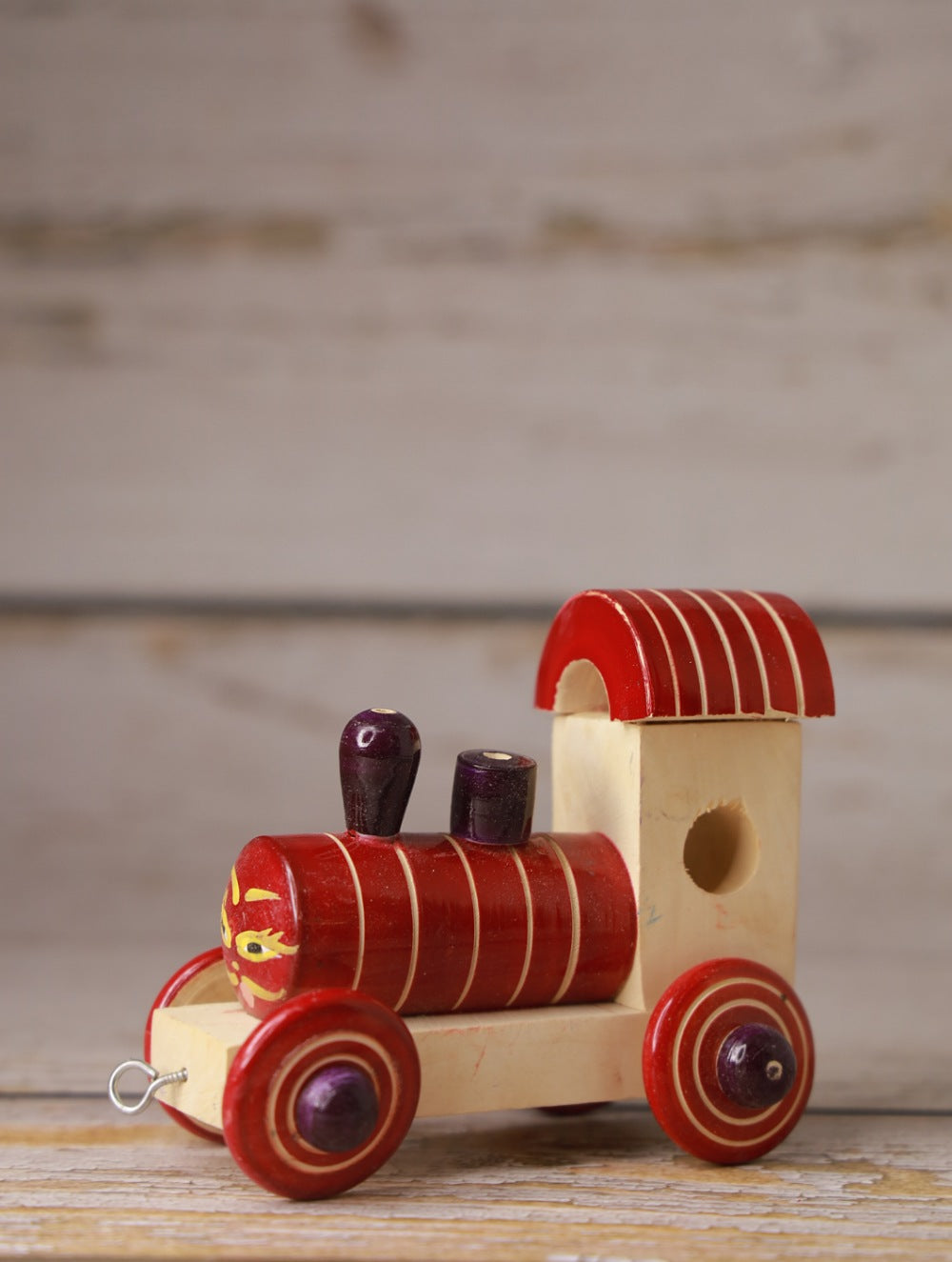 Load image into Gallery viewer, Channapatna Wooden Toy - Engine, Red