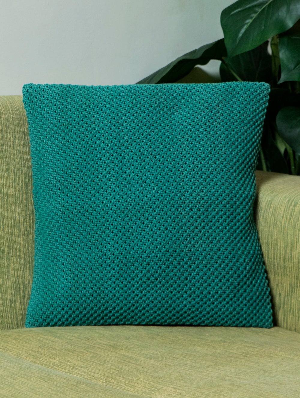 Load image into Gallery viewer, Classic Handknotted Macramé Cushion Cover - Sea Green