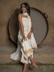 Classic Elegance. The Kerala Kasavu Cotton & Zari Ethnic Set (Set of 3) - White & Gold