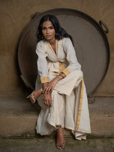 Load image into Gallery viewer, Classic Elegance. The Kerala Kasavu Cotton &amp; Zari Long Ethnic Kurta / Dress - White &amp; Gold. 