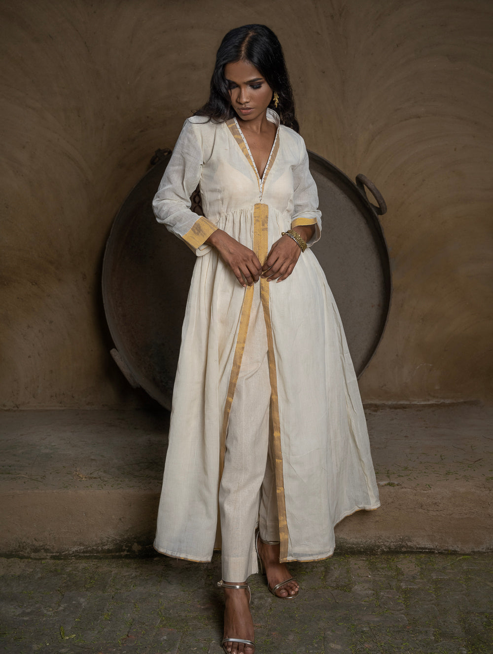 Classic Elegance. The Kerala Kasavu Cotton & Zari Long Ethnic Kurta / Dress - White & Gold. 