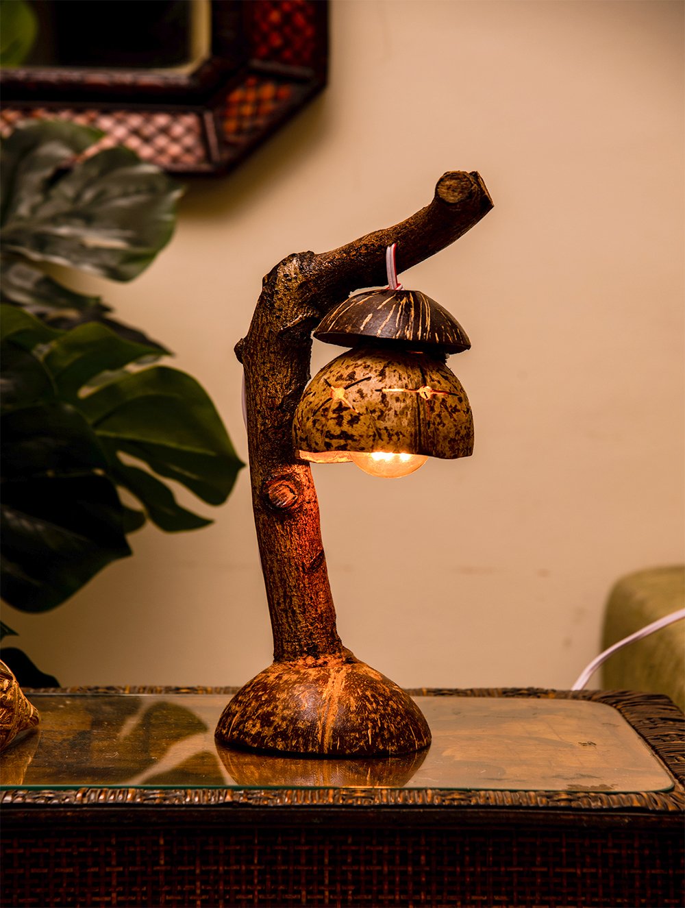 Coconut Craft Table Lamp
