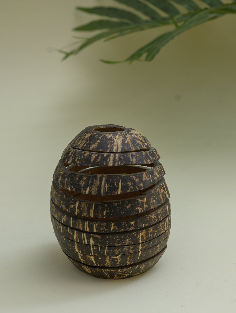 Coconut Craft Tea Light Holder - Spiral