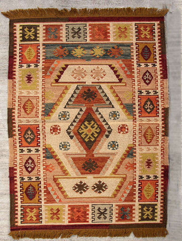 Exclusive Handwoven Kilim Rug (8 x 5 ft) - The India Craft House 