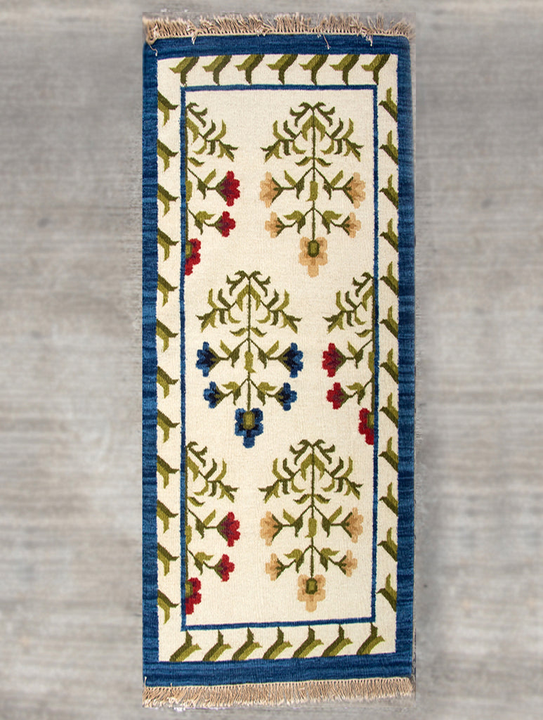 Handwoven Kilim Long Runner Rug (6 x 2 ft) - Floral - The India Craft House 