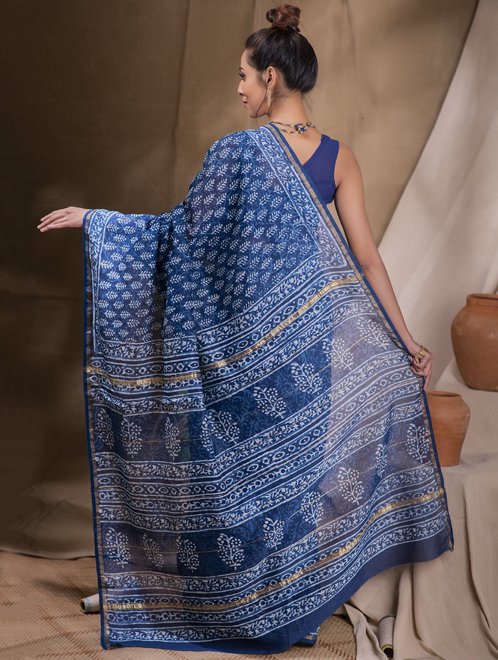 Load image into Gallery viewer, Dabu Block Printed Chanderi Saree - Leaf (With Blouse Piece)