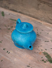 Load image into Gallery viewer, Delhi Blue Art Pottery Curio / Round Kettle With Lid