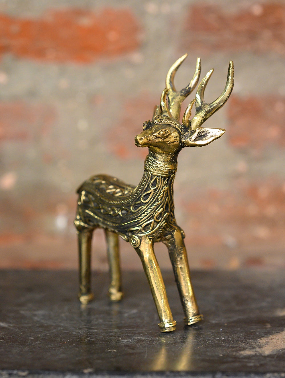 Load image into Gallery viewer, Dhokra Craft Curio - Curious Deer