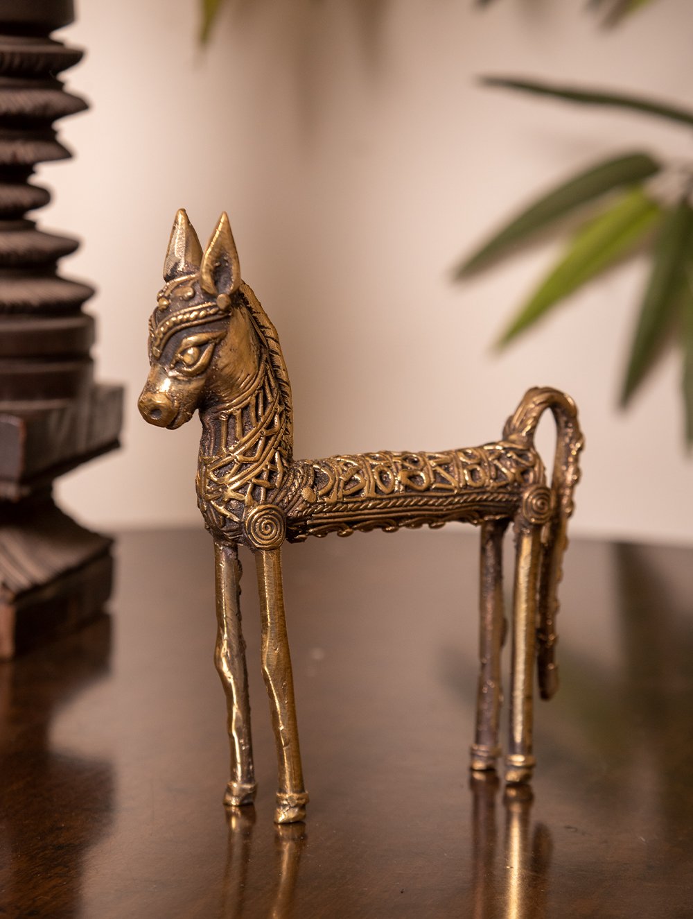 Load image into Gallery viewer, Dhokra Craft Curio - Horse with Intricate Patterns (Small)