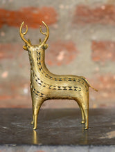Load image into Gallery viewer, Dhokra Craft Curio - The Deer