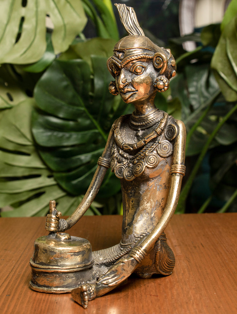Dhokra Craft Curio (Large) - Lady with Grinder - The India Craft House 